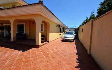 Property slide 7