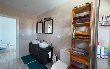 Property slide 20