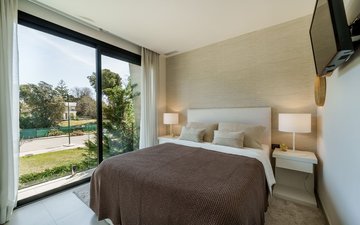 Property slide 17