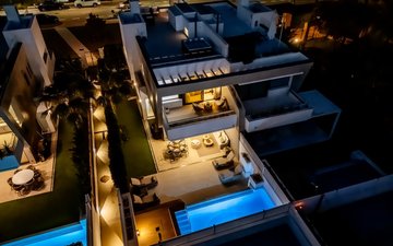 Property slide 30
