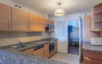 Property slide 25
