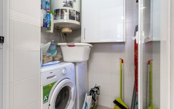 Property slide 16