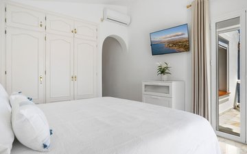 Property slide 14