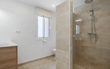 Property slide 21