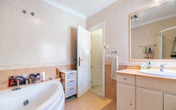 Property slide 48