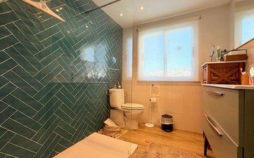 Property slide 31