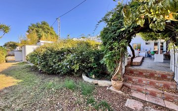Property slide 44