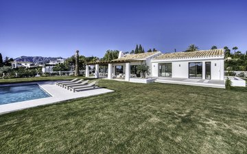 Property slide 20