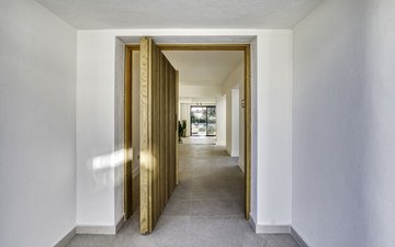 Property slide 50