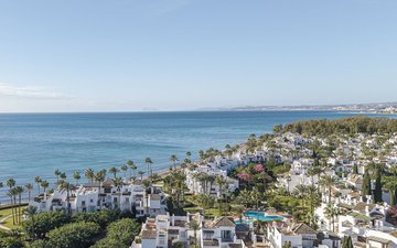 Property slide 25