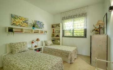 Property slide 18