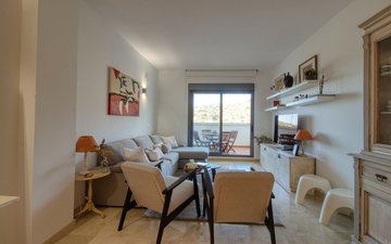 Property slide 21
