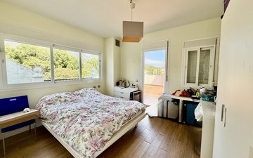 Property slide 15