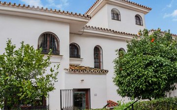 Property slide 10
