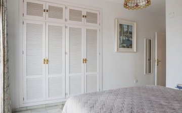 Property slide 31