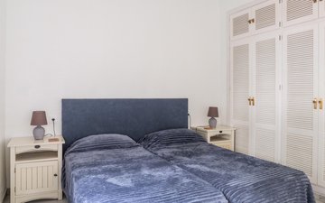 Property slide 40