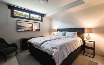 Property slide 24
