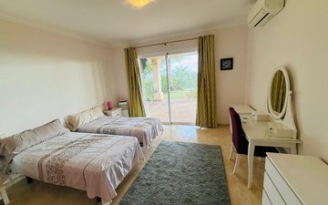Property slide 25