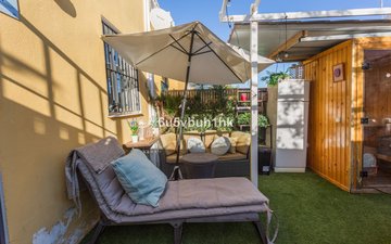 Property slide 42
