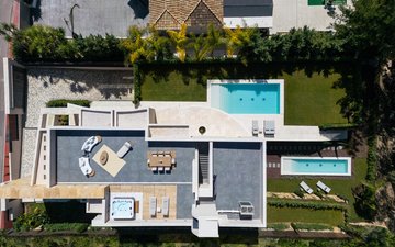 Property slide 40