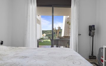 Property slide 15