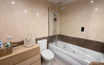 Property slide 16