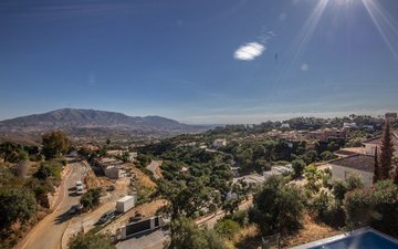 Property slide 34