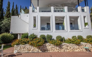 Property slide 41