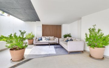 Property slide 39