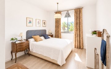 Property slide 30