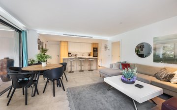 Property slide 25