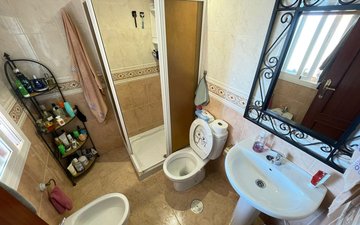 Property slide 41