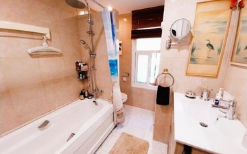 Property slide 17