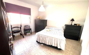 Property slide 16