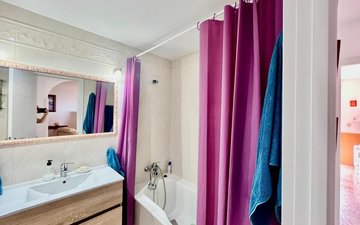 Property slide 18