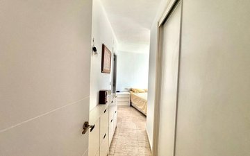 Property slide 22