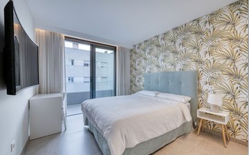 Property slide 25
