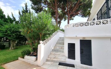 Property slide 17