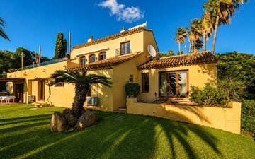 Property slide 25