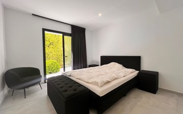Property slide 24