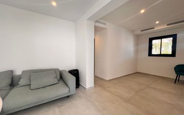 Property slide 28