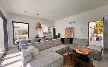 Property slide 5