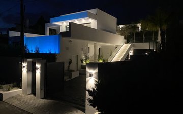 Property slide 50