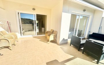 Property slide 10