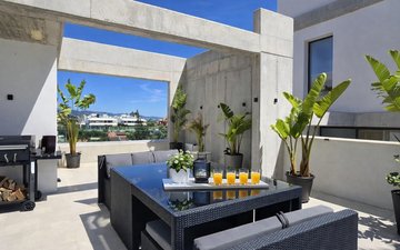Property slide 20