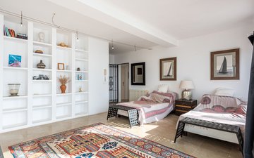 Property slide 16
