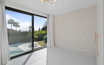 Property slide 21