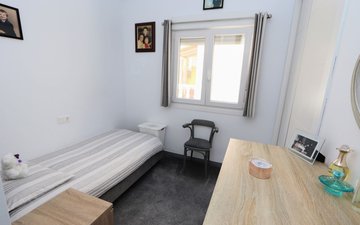 Property slide 14