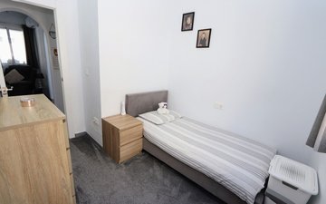 Property slide 15