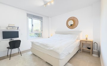 Property slide 10